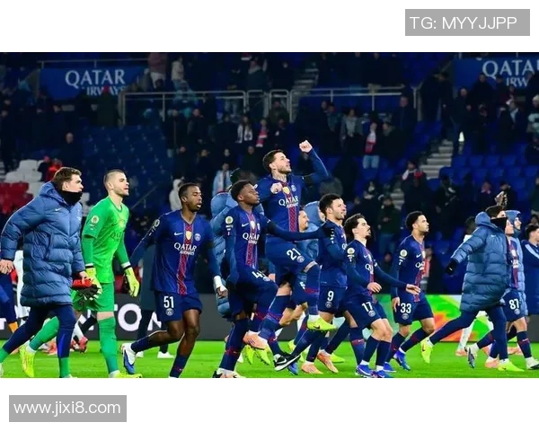 意甲激战：巴黎圣日耳曼大胜莱比锡红牌事件引发全场热议