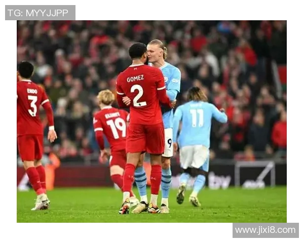 英超焦点战阿森纳逆转巴萨争议判罚引发全场热议