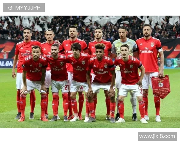 欧联杯精彩对决本菲卡大胜曼联神勇门将成比赛转折点分析