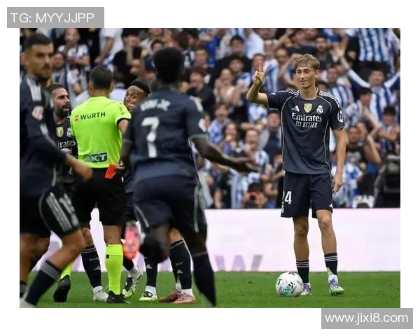 皇马友谊赛大胜尤文图斯五球狂潮争议判罚引发热议